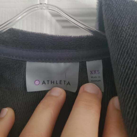 Like new! Super soft and cozy charcoal grey Athleta hooded cardigan size XXS - Picture 4 of 6